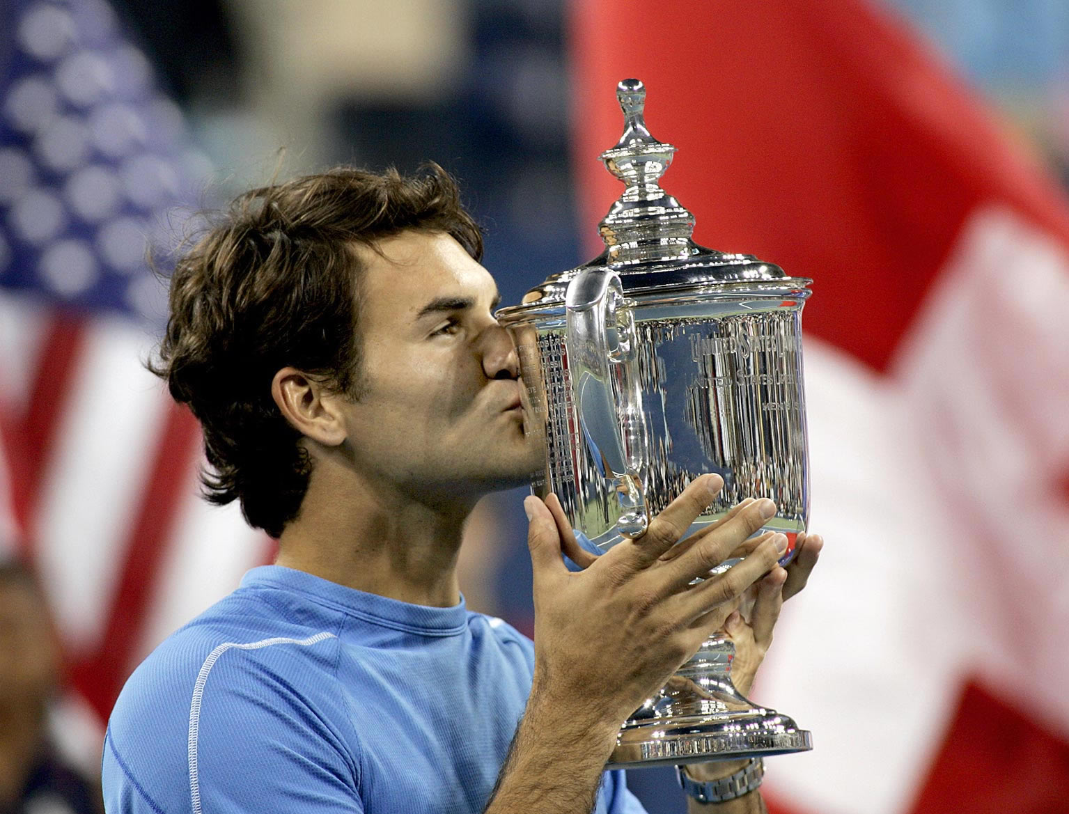 Federer with U.S. Open Trophy
