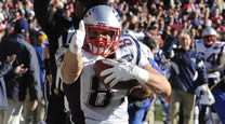 Gronk Making First Down Signal